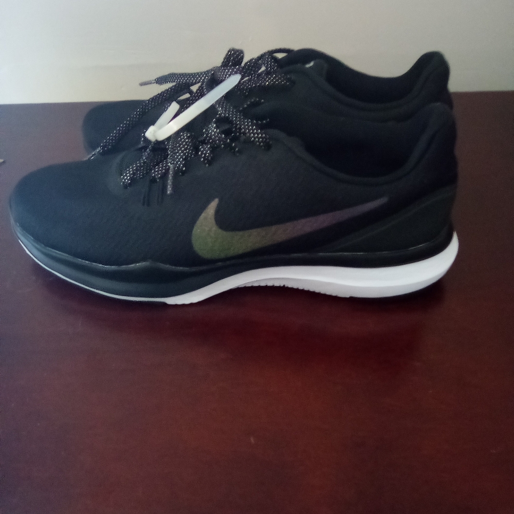 Nike Black and White Sneakers